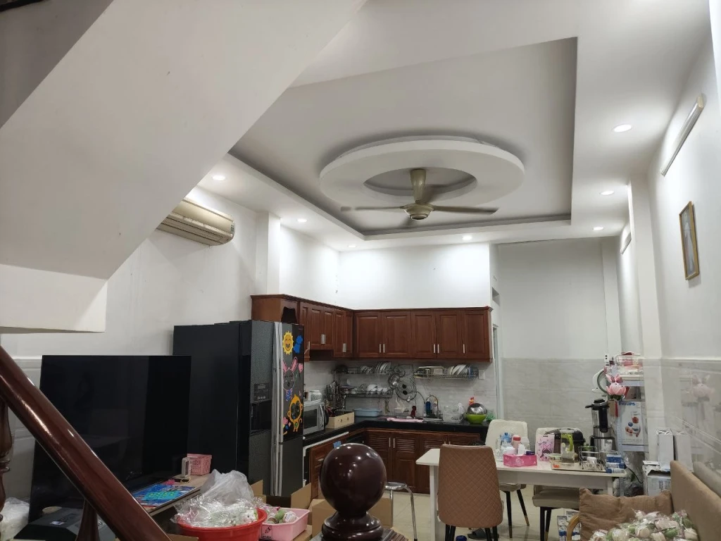 GẤP BÁN NHÀ 3 TẦNG  – HXH THÔNG ĐƯỜNG 359 – ĐỖ XUÂN HỢP chỉ nhỉnh 6ty