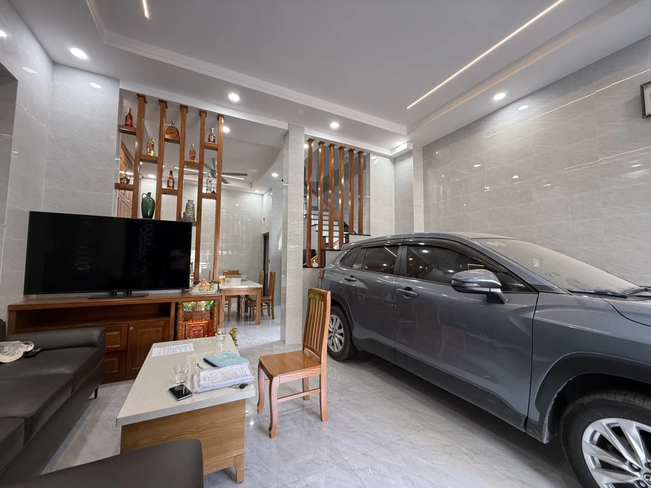 NHÀ MỚI ĐÓN TẾT – Ô TÔ VÀO NHÀ – VỊ TRÍ ĐẮC ĐỊA TĂNG NHƠN PHÚ A