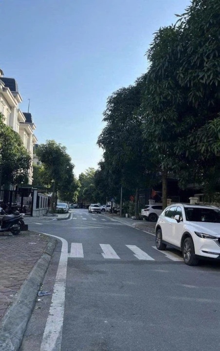 🏡 LIỀN KỀ KIẾN HƯNG – MIPEC CITY VIEW – Hà Đông  83m2 - 5 TẦNG - 18.X TỶ