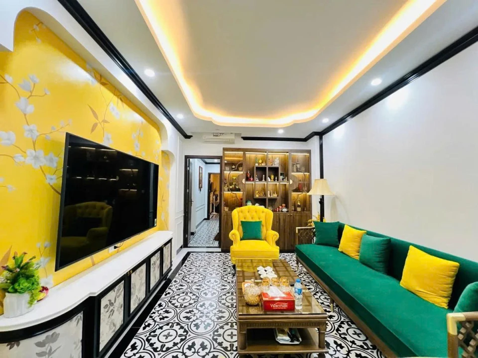 NHÀ ĐẸP TRUNG TÂM THANH XUÂN – Ô TÔ VÀO NHÀ – THANG MÁY – KINH DOANH