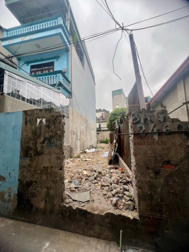 bán đất ngõ 30 ngọc thuỵ 70m ngõ thông, oto chỉ 8 tỷ còn tl..