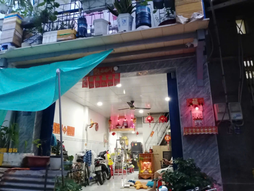 CHO THUÊ MẶT BẰNG KINH DOANH QUẬN 6 (HẺM 1 XẸT, SÁT ĐƯỜNG) - CHỈ 4 TRIỆU/ THÁNG