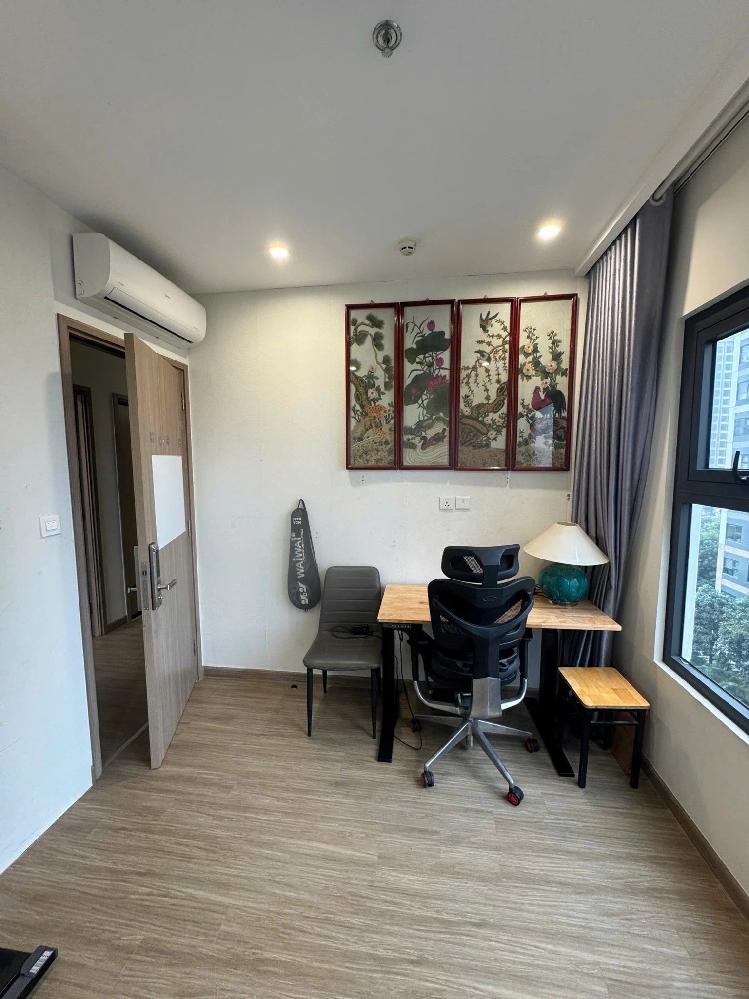 BÁN CĂN GÓC 3 PHÒNG NGỦ SA2 VINHOMES SMART CITY – TẦNG THẤP ĐẸP – FULL NỘI THẤT – SỔ ĐỎ LÂU DÀI