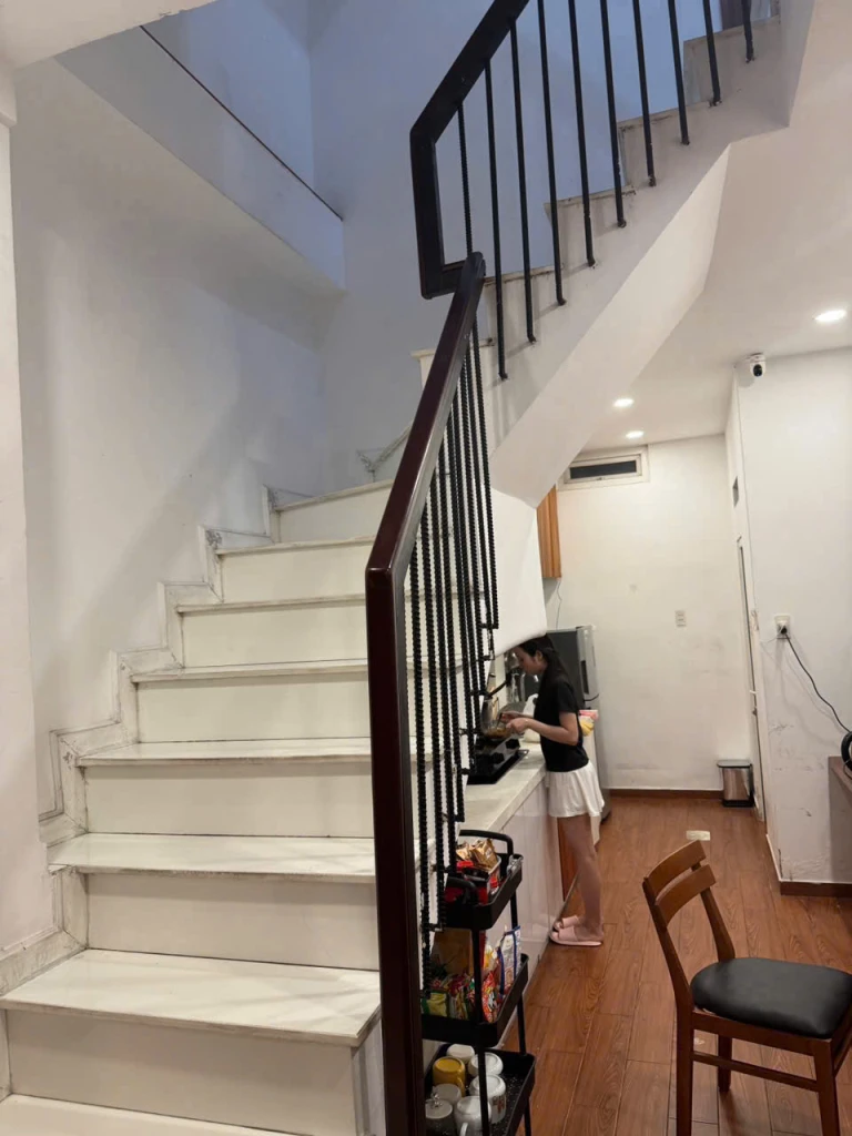 BÁN NHÀ HXH 6M NGUYỄN CẢNH CHÂN – QUẬN 1