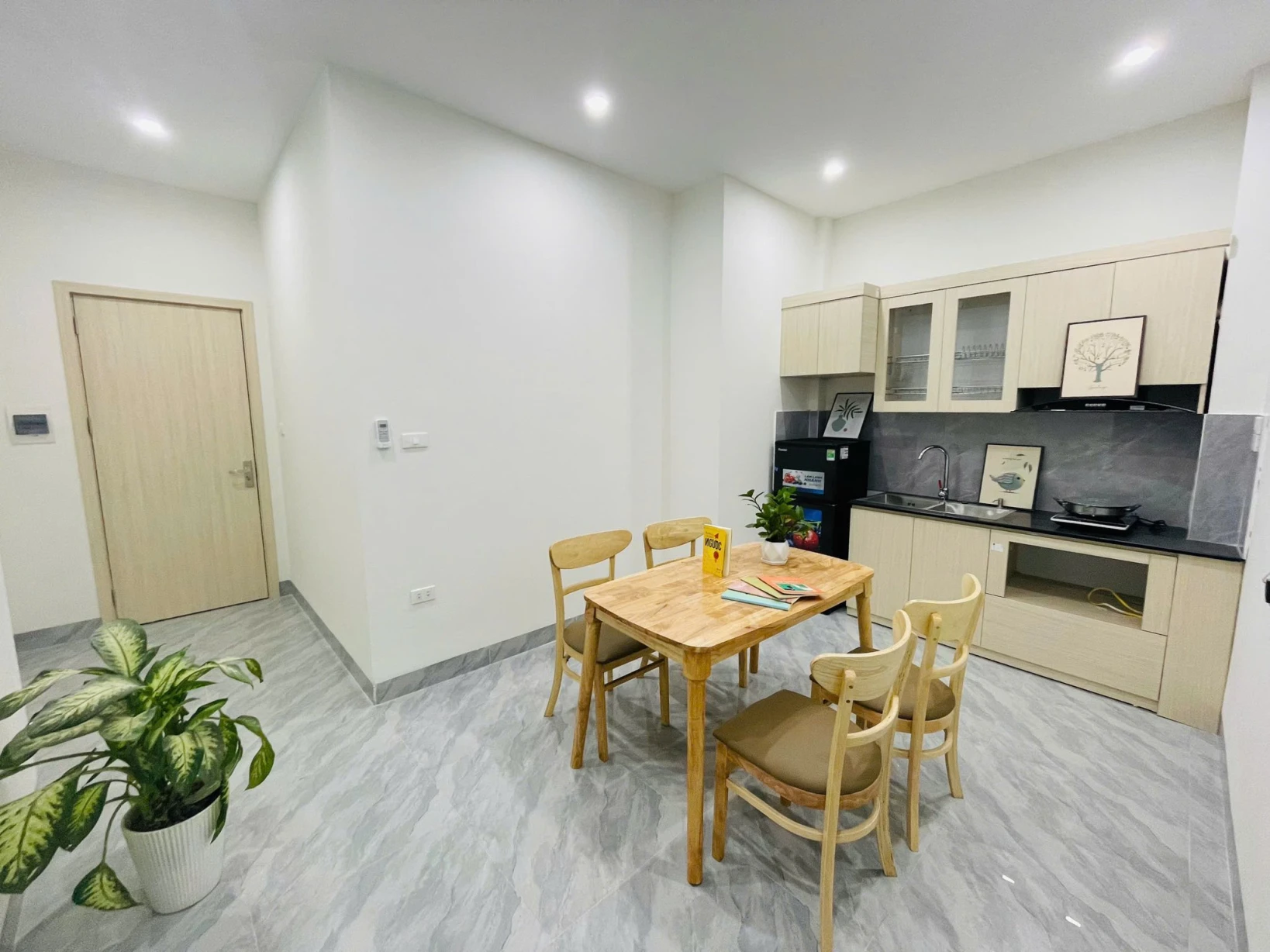 CĂN HỘ 2N1K RỘNG ĐẸP – NGÕ 32 ĐỒNG ME