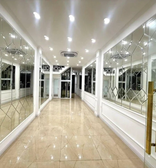 CHO THUÊ NHÀ MẶT PHỐ – NHÀ MỚI NGUYÊN CĂN - CÓ THANG MÁY- 2 MẶT TIỀN PHỐ CẦU GIẤY