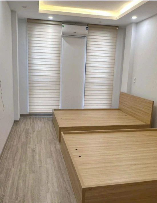 Cho thuê nhà ngõ 3xxHồ Tùng Mậu, Cầu Giấy