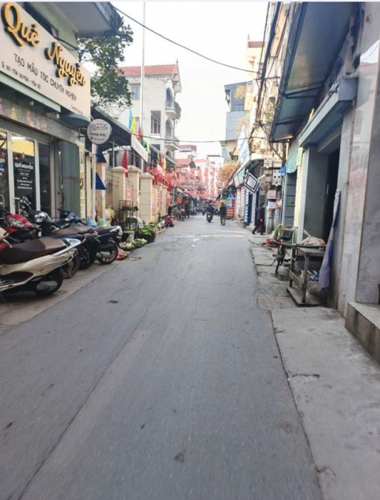 Chủ nhà chuyển công tác gấp, để lại căn 2 mặt thoáng - hợp với ai cần dọn vào ở ngay #Nhỉnh 12 tỷ