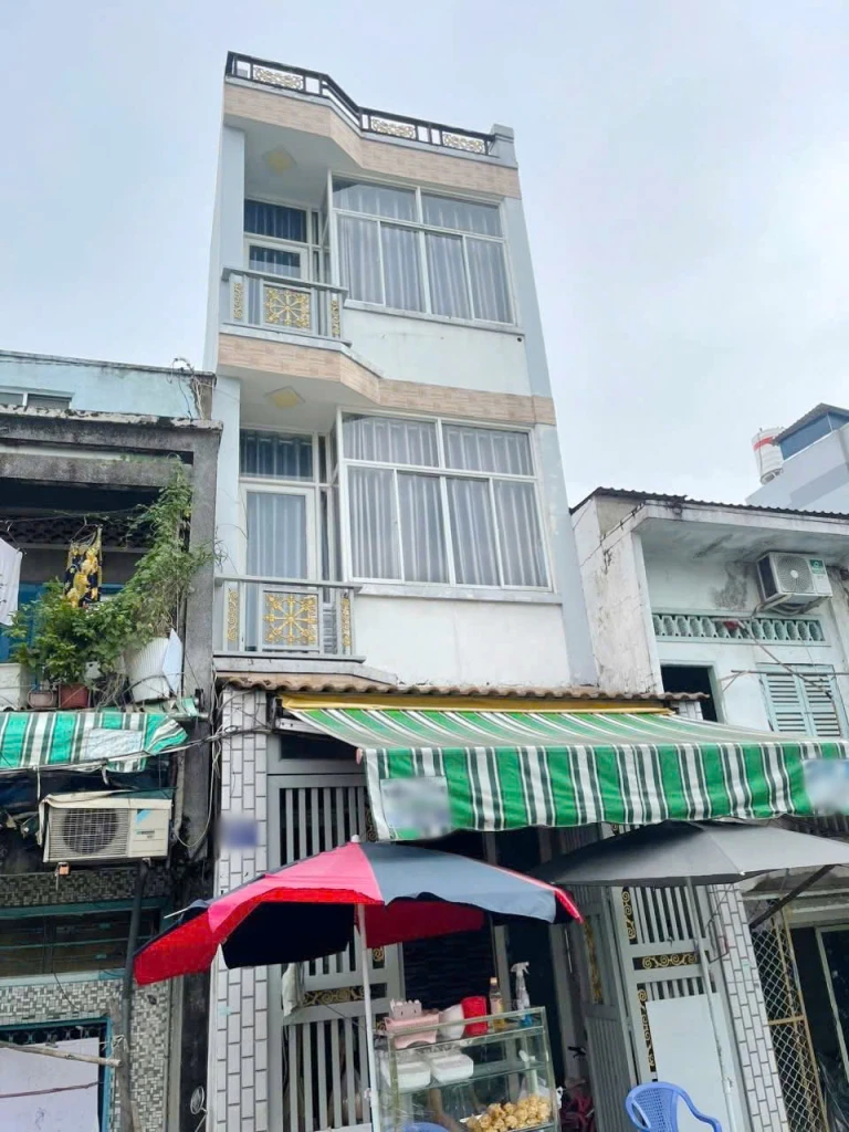 Nhà  MT đường  Ụ Cây P10 Q8, Giá : 4.55 Tỷ (TL)