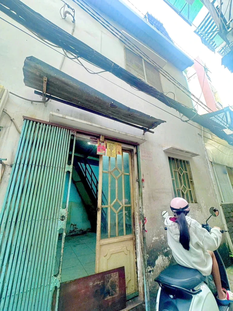 Nhà hẻm 160 Nguyễn Duy Dương P3-Q10, Giá : 3,65 Tỉ (TL)