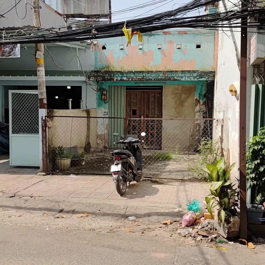 Nhà Mặt tiền cấp 4 - Tám Danh - P4, Giá : 9.6 Tỉ (T/L)