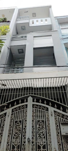 Nhà gần MT đường nhánh Dương Bá Trạc P1Q8