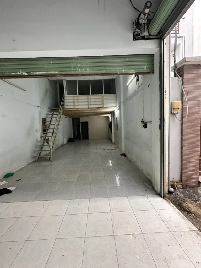 Bán nhà Xe hoi, Nguyễn Thế Truyện - gần Tân Sơn Nhì, 4,6x18m, 2 Tầng cũ, tiện xây, 8,3 tỷ.