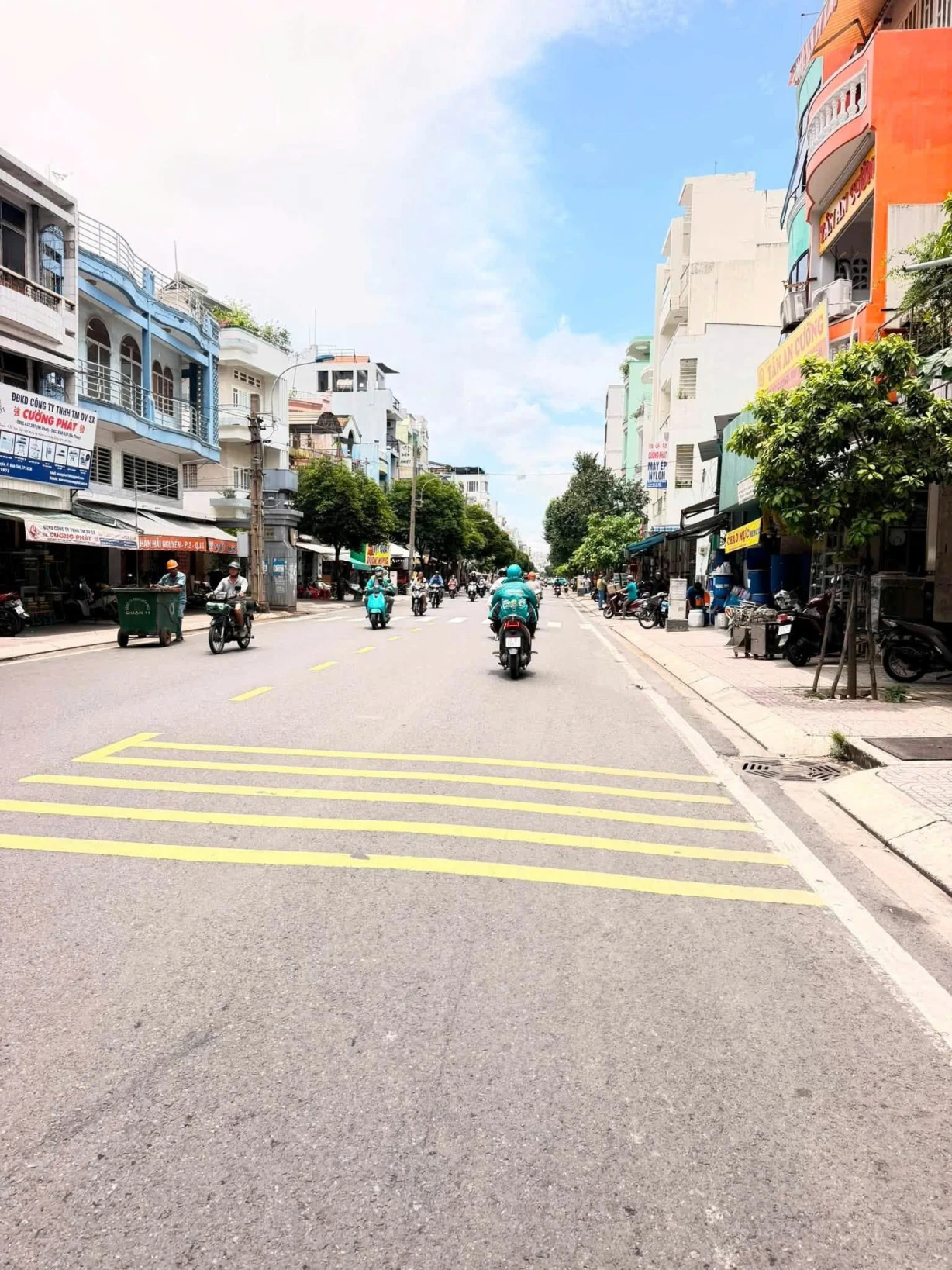 Bán nhà 2 Mặt tiền Hàn Hải Nguyên - giao 3/2, 5,8x14m, 3 Tầng cũ, 1 đời chủ, 16,5 Tỷ.