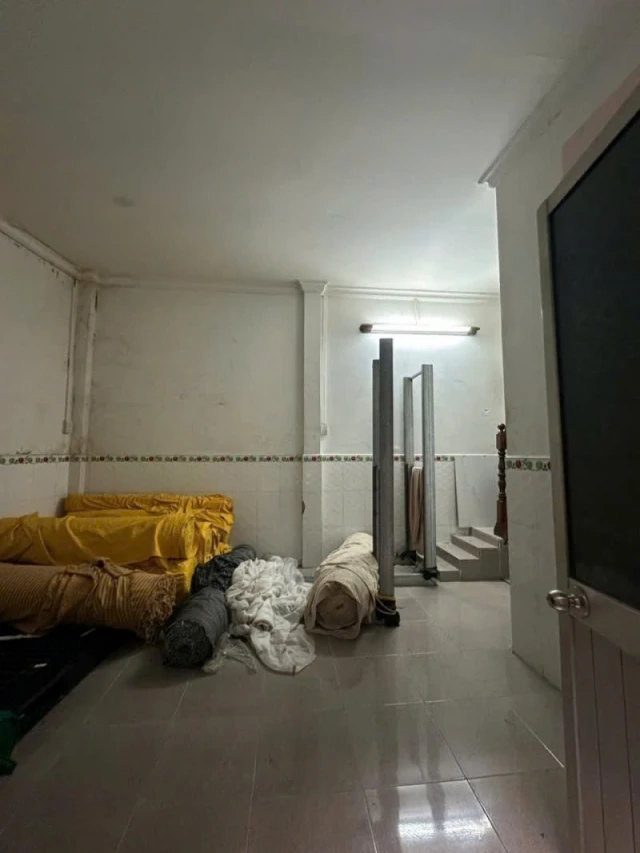 Bán nhà Mặt tiền Lê Lư -  500m chợ Tân Hương, 4,1x24m, nở hậu 5,3m 2 Tầng, 1 chủ, 10,7 Tỷ.