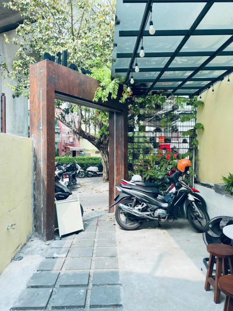 Bán nhà Hẻm 8m Điện Biên Phủ - gần Nguyễn Hữu Cảnh, 4x21m, Cấp 4, hạ còn 11,9 Tỷ.