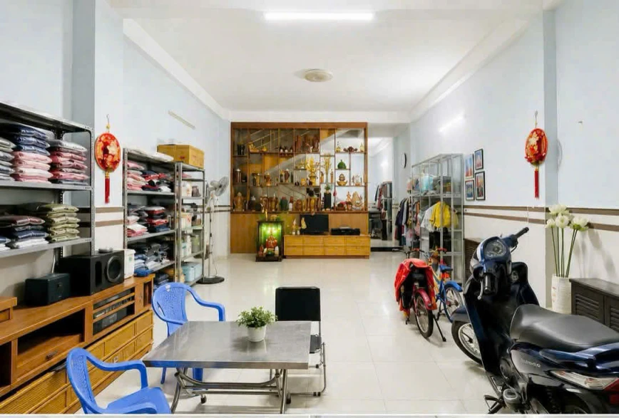 Bán nhà Hẻm 8m  Bình Long - gần Tân Hương, 5x19,5m, 3 Tầng mới - 4 PN, chỉ 9,7 Tỷ.