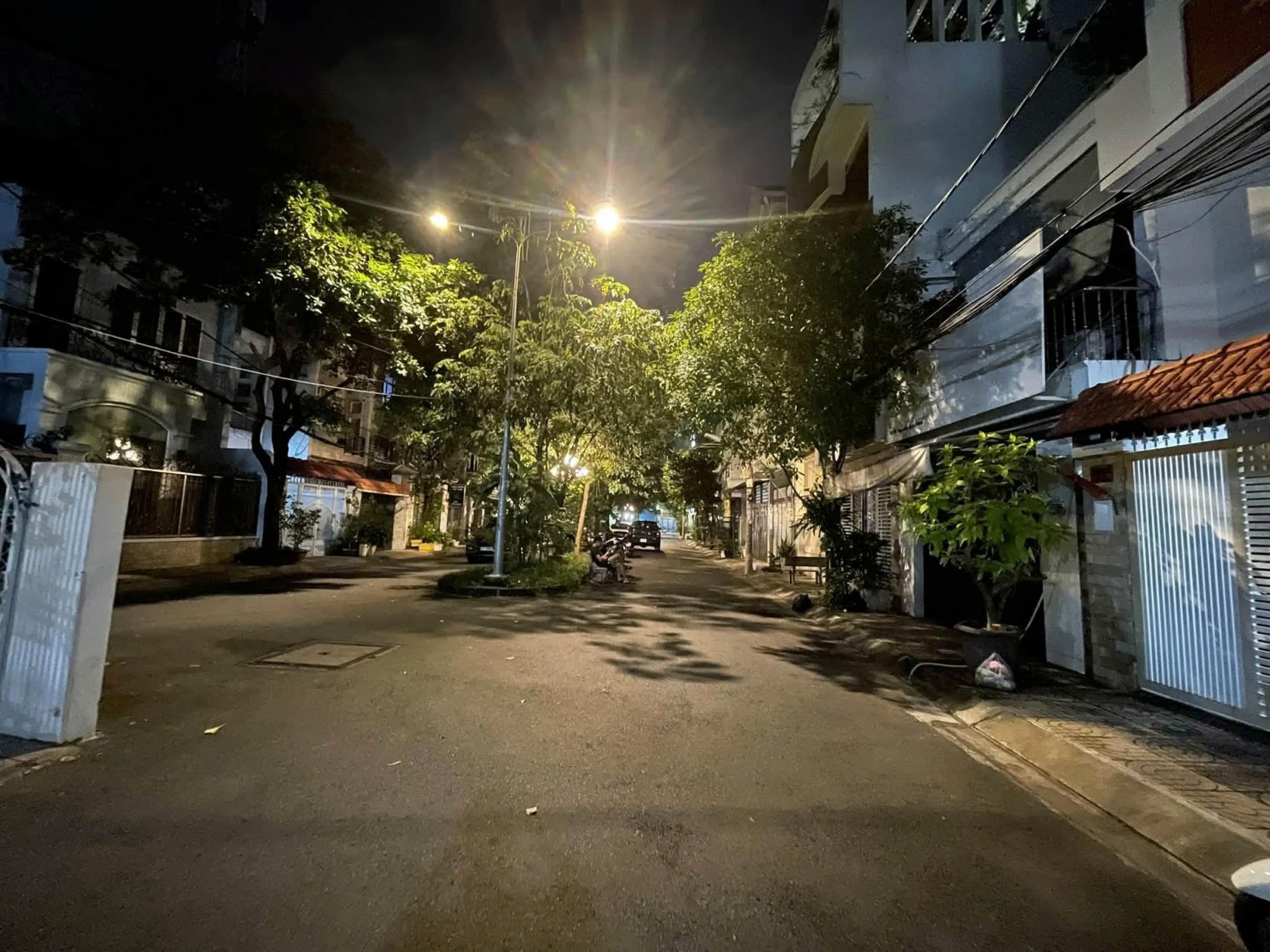 Bán nhà Mặt tiền Hẻm 16m  Nguyễn Cửu Đàm - giao Tân Sơn Nhì, 4x14m, 2 Tầng - 2PN, 9,9 tỷ.