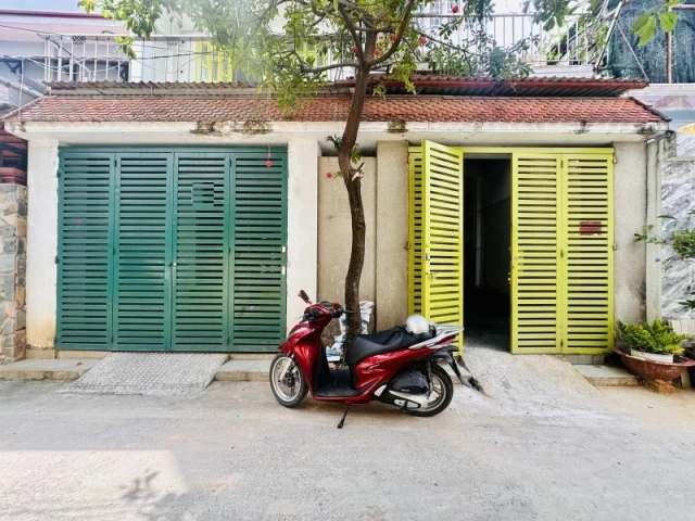 Bán nhà Hẻm 4m Phan huy Ích - gần Nguyễn Tư Giản, 8,6x16m, 5 Tầng, 8 PN, chỉ 15,7 Tỷ.