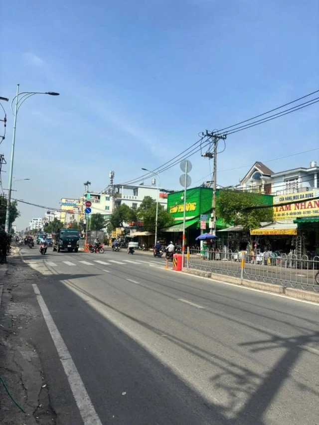 Bán Nhà Mặt tiền Lê Văn Quới - giao Bình Trị Đông, 14x58m, 2 Tầng. Sổ A4, tiện xây, 92 Tỷ.