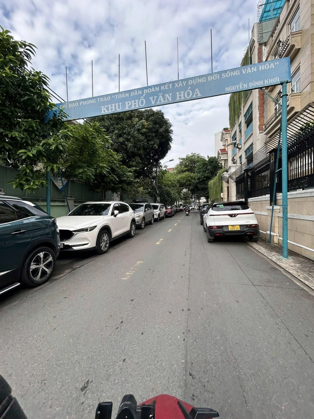 Bán Hẻm 8m Nguyễn Đình Khơi, đối diện Công viên, 3,6x21m, 2 Tầng cũ, tiện xây, 11,5 tỷ.