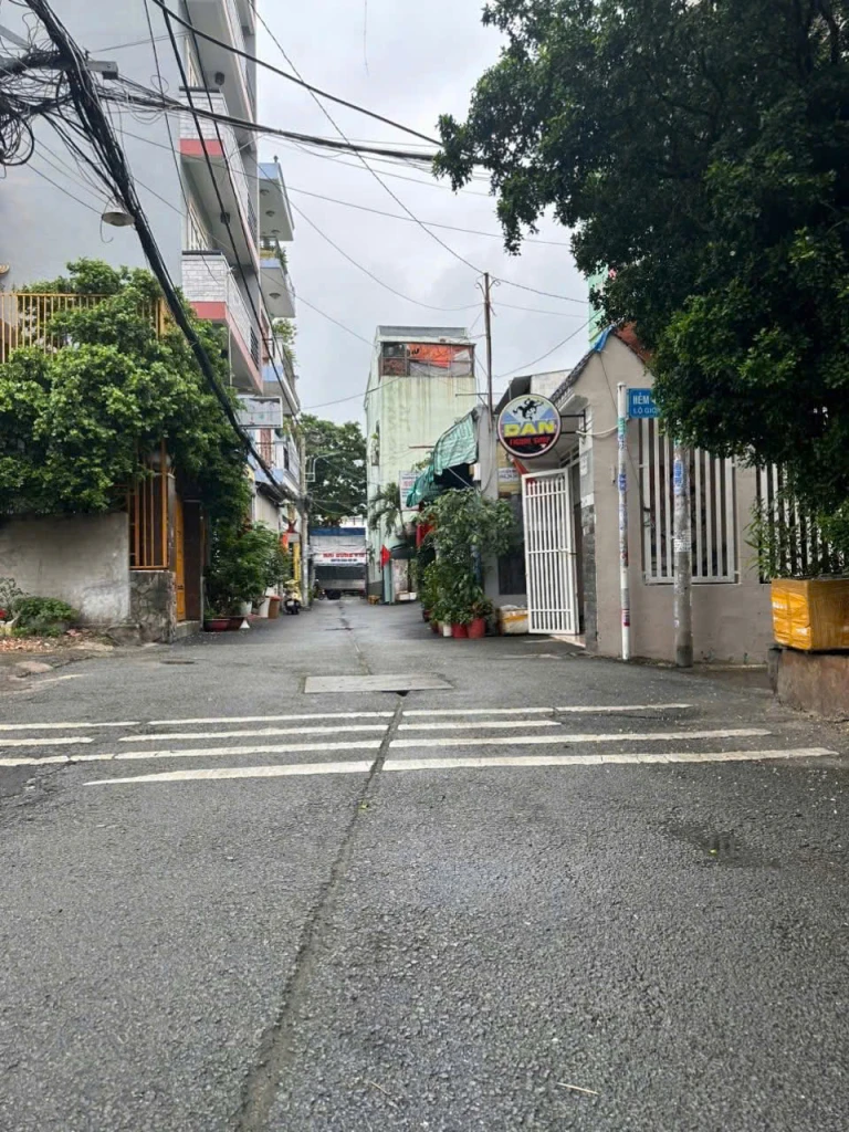 Bán nhà Biệt thự - lô góc Hẻm 8m Tân Kỳ Tân Quý, ngay Aeon, 7,9x17m, 3 Tầng, 14,5 tỷ.