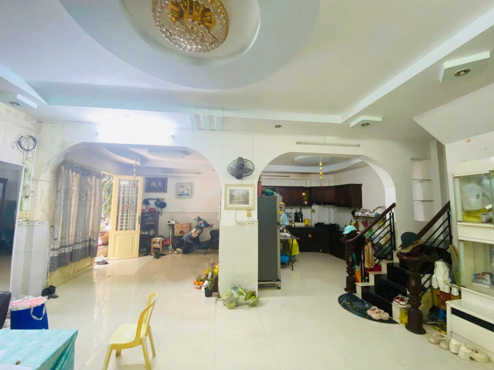 Bán nhà Hẻm 4m Đoàn Văn Bơ - gần Hoàng Diệu vào, 9,3x8m 3 Tầng - 4 PN, chỉ 9,8 tỷ,