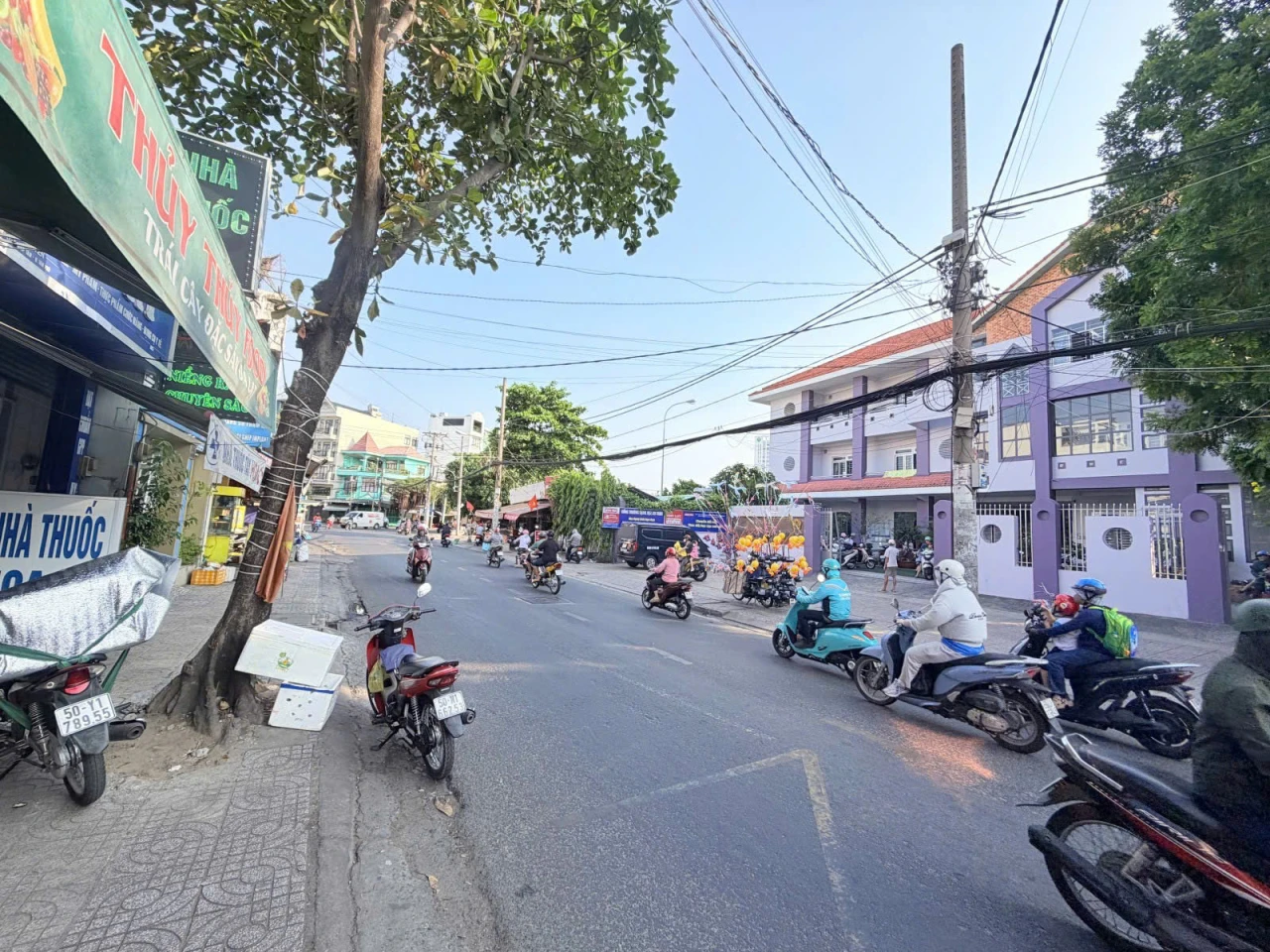 Hạ sâu còn 9,5 Tỷ, Bán nhà Mặt tiền Thoại Ngọc Hầu - ngay Nguyễn Lý, 4x28m, Sổ A4.