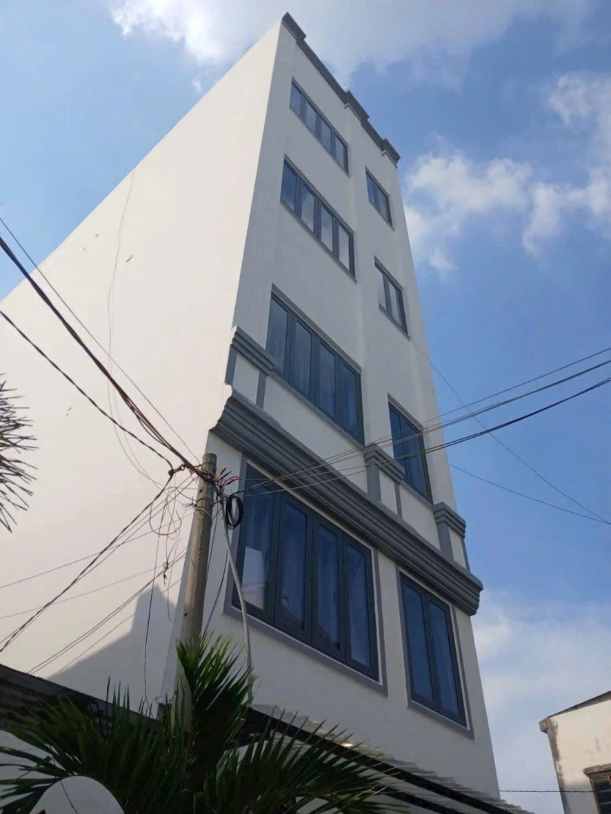 Bán nhà Hẻm 6m Quang Trung - Thống Nhất, 5x30m, hậu 8m, 6T - 25PN, khoán 90tr - 19,8 tỷ.