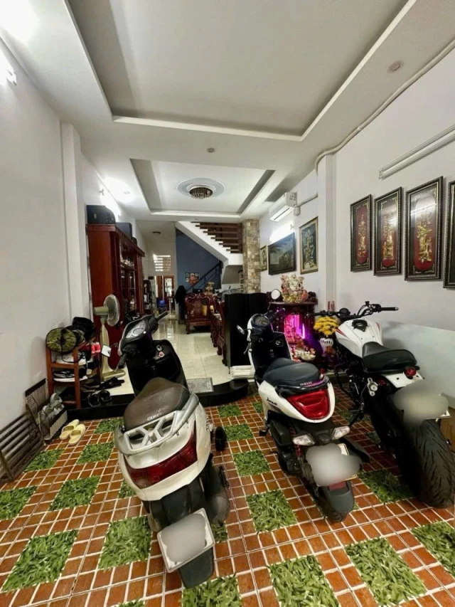 Bán nhà Mặt tiền Bàu Cát 8, gần Đồng Đen, Chung cư bàu Cát, 4x16m, 3 Tầng - 5PN, 12,9 tỷ