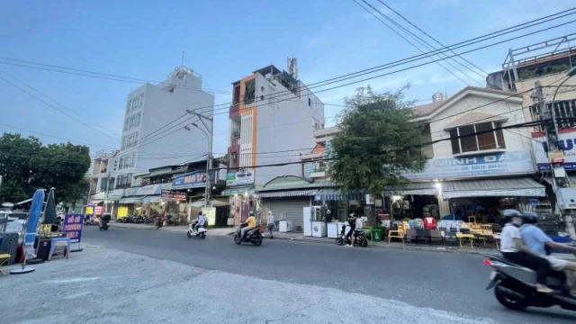 Bán nhà Mặt tiền Tân Thành  - giao Lũy Bán Bích, 8,6x21m, 2 tầng, tiện xây mới, 22,5 Tỷ.