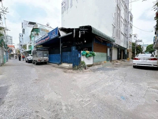 Bán nhà lô góc 2 Mặt tiền Hẻm Bùi Hữu Nghĩa - Chợ bà Chiểu, 6,7x15m, Cấp 4, chào 15,5 Tỷ.