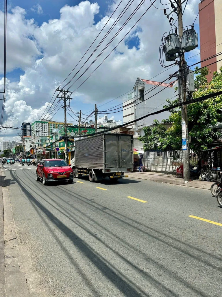 Bán nhà Mặt tiền Âu Cơ giao Ba Vân - Lũy Bán Bích, 4x20m, 5 Tầng - 8PN, Sổ A4, chỉ 14,2 Tỷ.