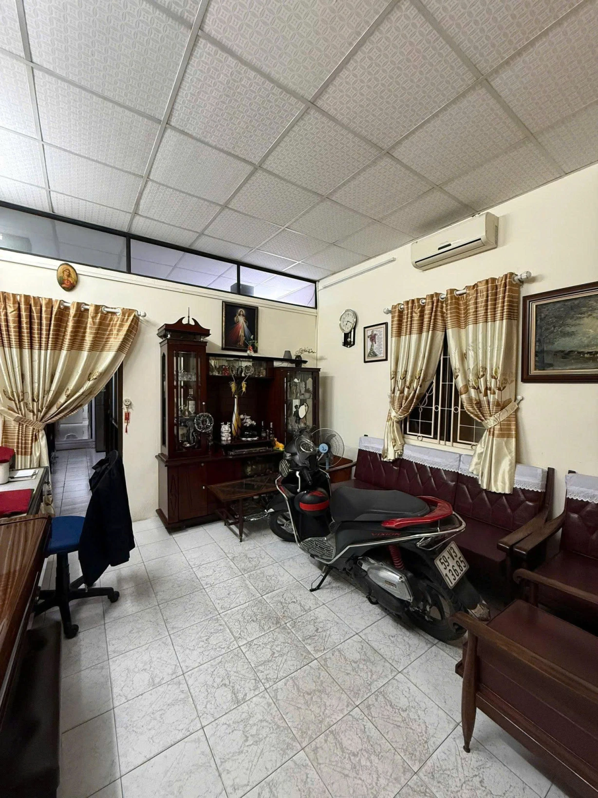 Bán nhà Mặt tiền Nguyễn Tuân -  giao Nguyễn Thái Sơn, 4,6x19m. Cấp 4, 1 đời chủ, 12,6 tỷ.