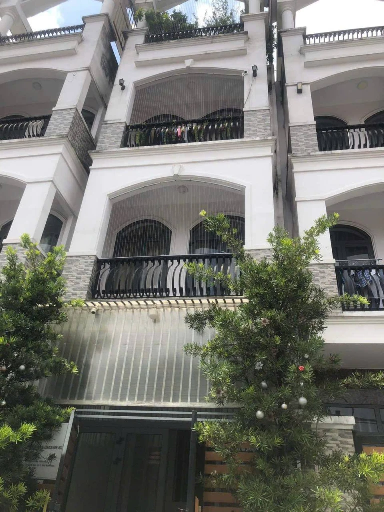 BÁN NHÀ PHỐ 4 TẦNG QUỐC LỘ 13 – ĐƯỜNG 12M – GẦN VẠN PHÚC CITY – CÓ DÒNG TIỀN 20TR/THÁNG