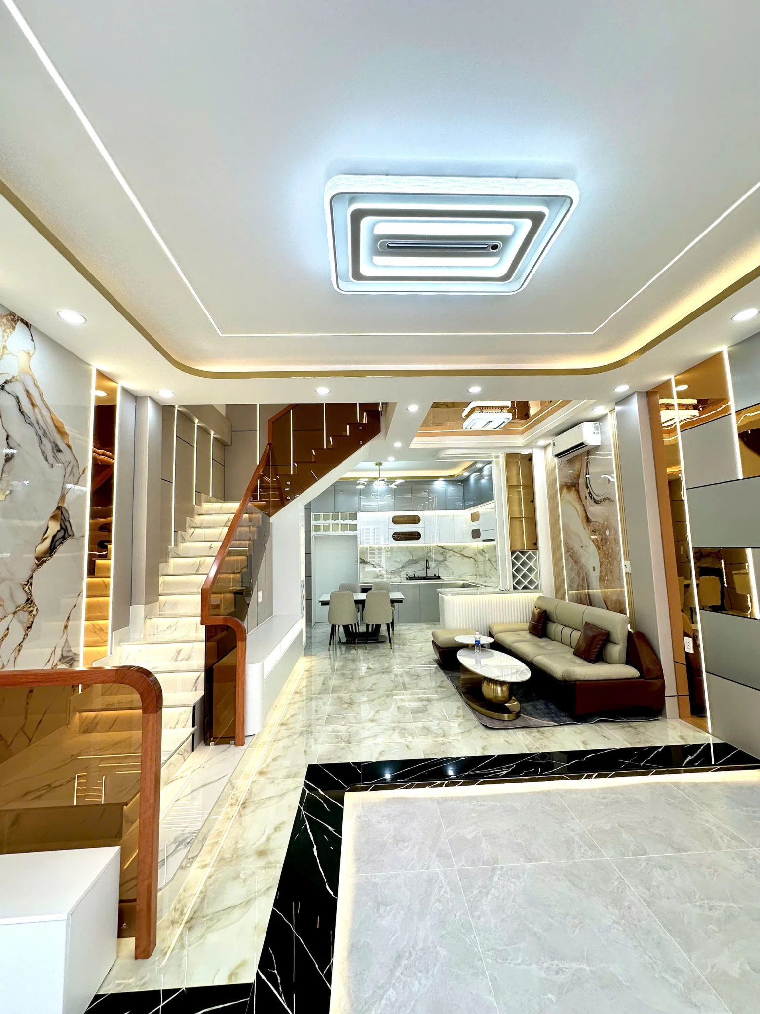 Q7 – NHÀ 4 TẦNG HẺM 5M -  NGAY NAM LONG, PHÚ THUẬN – Ô TÔ NGỦ TRONG NHÀ