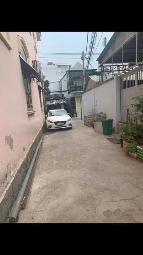 HẺM Ô TÔ- KHU VIP LẠC LONG QUÂN- NỞ HẬU 7.5M- ĐANG CHO THUÊ 40TR/01 THÁNG- 3 TẦNG- 19 PHÒNG- 19 WC- 104M2 - CHỈ 9.5 TỎI