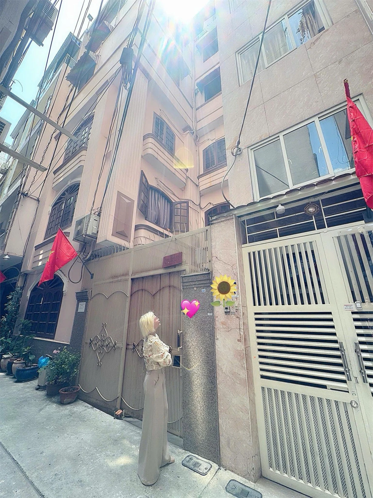 BÁN CHDV 6 TẦNG ĐƯỜNG LÊ THÁNH TÔN, QUẬN 1 - ĐANG KHAI THÁC KHÁCH TÂY DU LỊCH LƯU TRÚ SIÊU LỢI NHUẬN - GIANG GIANG:093.86.76.685