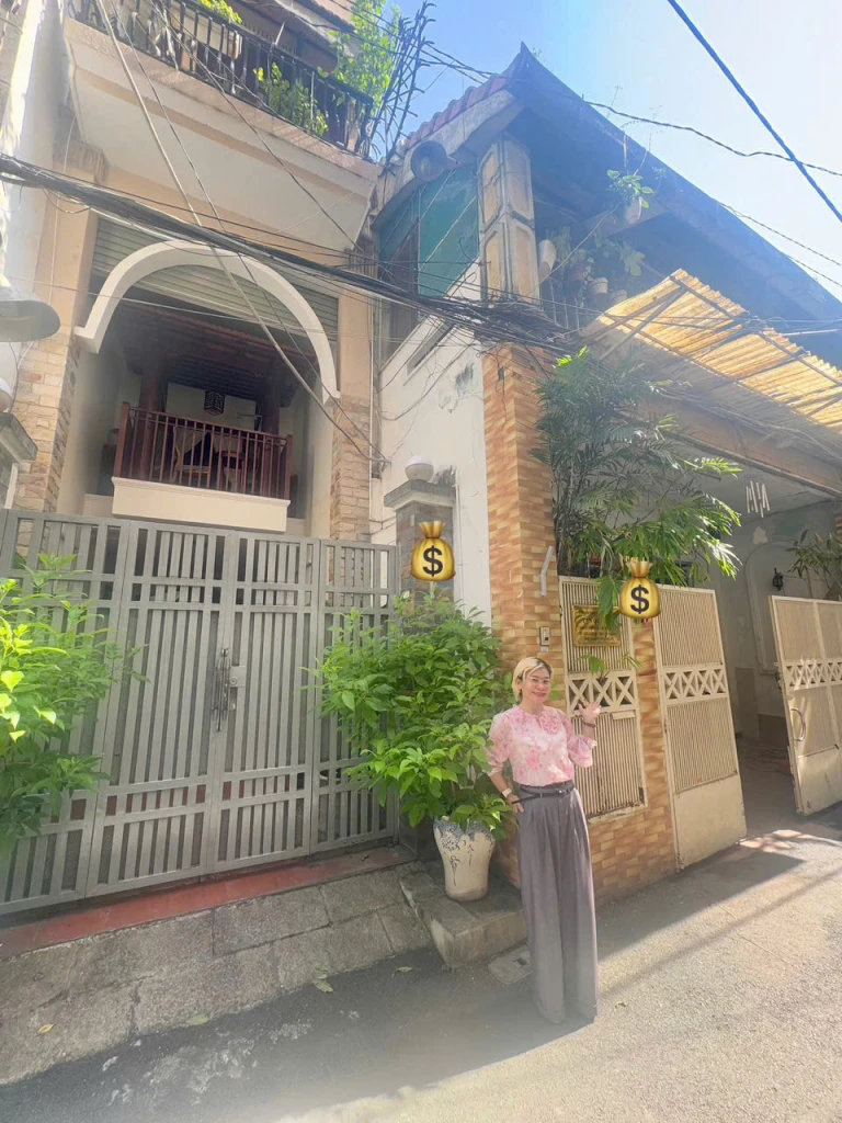 BÁN NHÀ 5 TẦNG CÓ THANG MÁY - HXH Đ.NGUYỄN THỊ MINH KHAI, QUẬN 1 - VIEW ĐÀI TRUYỀN HÌNH HIẾM BÁN - 8M*22M  * LH GIANG GIANG: 093.86.76.685