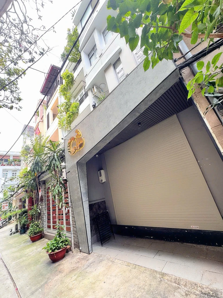 HIẾM BÂN NHÀ 4 TẦNG XE HƠI NGỦ TRONG NHÀ D.CỐNG QUỲNH, QUẬN 1 - DT 4M*19M - VỊ TRÍ ĐẲNG CẤP KHU CAO TẦNG ĐỒNG BỘ  * LH GIANG GIANG: 093.86.76.685