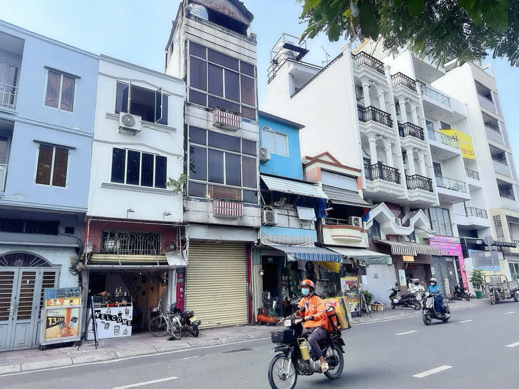 HIẾM - DT 185M2 - BÁN NHÀ 4 TẦNG MT Đ.HOÀNG SA, QUẬN 3 - CẤP PHÉP XÂY BUILDING CAO TẦNG - CHÍNH CHỦ XƯA