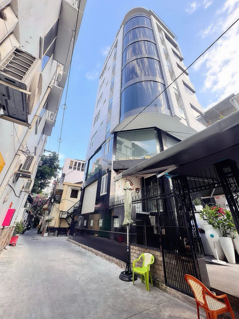 HIẾM NHÀ BÁN - HXH Đ.BÀ LÊ CHÂN, TÂN ĐỊNH, Q1- NỔI TIẾNG VỚI CHỢ & NHÀ THỜ TÂN ĐỊNH - VỊ TRÍ VIP XUNG QUANH NHÀ CAO TẦNG &  BUILDING VP LỚN - CHÍNH CHỦ 1 ĐỜI XƯA* LIÊN HỆ GIANG GIANG: 093.86.76.685