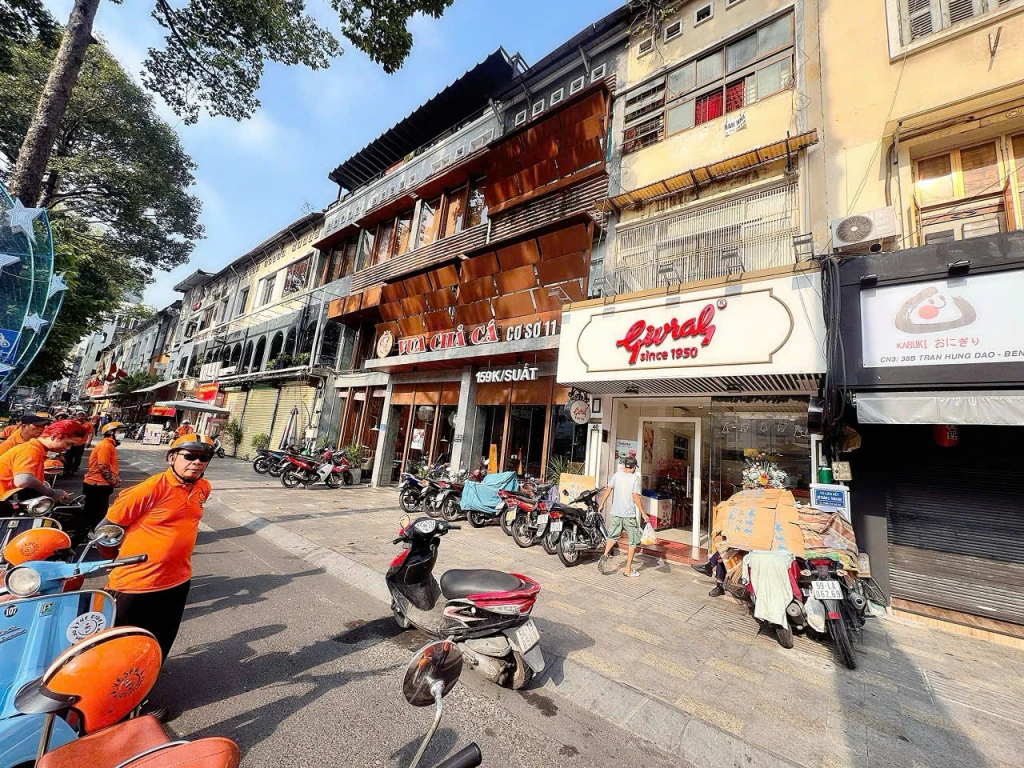 BÁN NHÀ MTKD Đ.TRẦN HƯNG ĐẠO, PHẠM NGŨ LÃO, QUẬN 1 - DT 80M NGANG 4M*20M VUÔNG ĐẸP - HDT ĐỀU 50TR/TH - NGAY GÓC ĐỀ THÁM RA BÙI VIỆN SÁT BÊN - 0938676685 GIANG GIANG