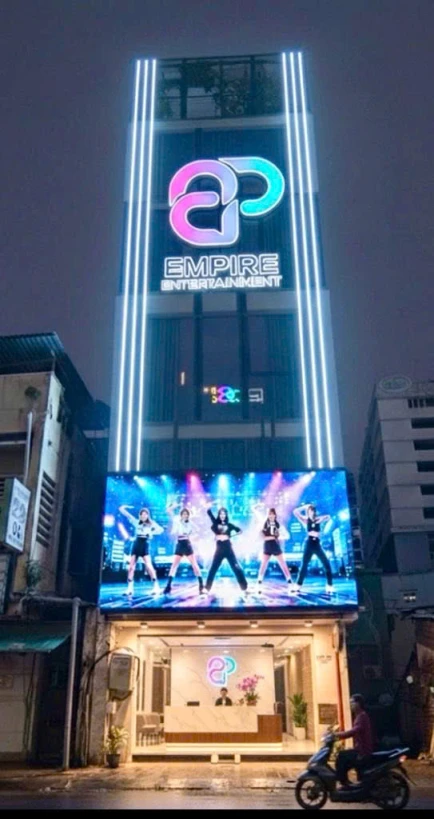 SIÊU PHẨM 5 TẦNG - MẶT TIỀN KD Đ.ĐỀ THÁM, P.CẦU ÔNG LÃNH, QUẬN 1 - HDT ĐỀU 60TR/TH - CĂN GÓC 2 MT THOÁNG SÁNG - 0938676685 GIANG GIANG