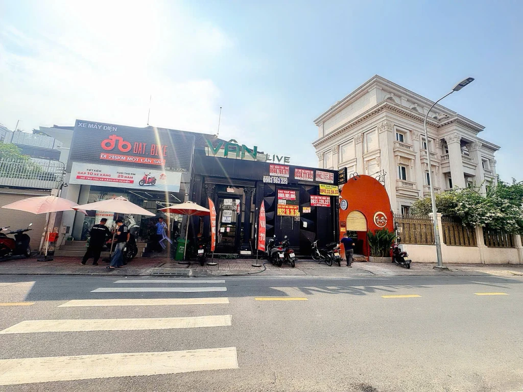 BÁN NHÀ MẶT TIỀN Đ.TÚ XƯƠNG, QUẬN 3- NGANG LỚN 11.5M*35M- HDT 210TR/TH- HIẾM NHÀ BÁN VỊ TRÍ SIÊU ĐẸP- 0938676685 GIANG GIANG