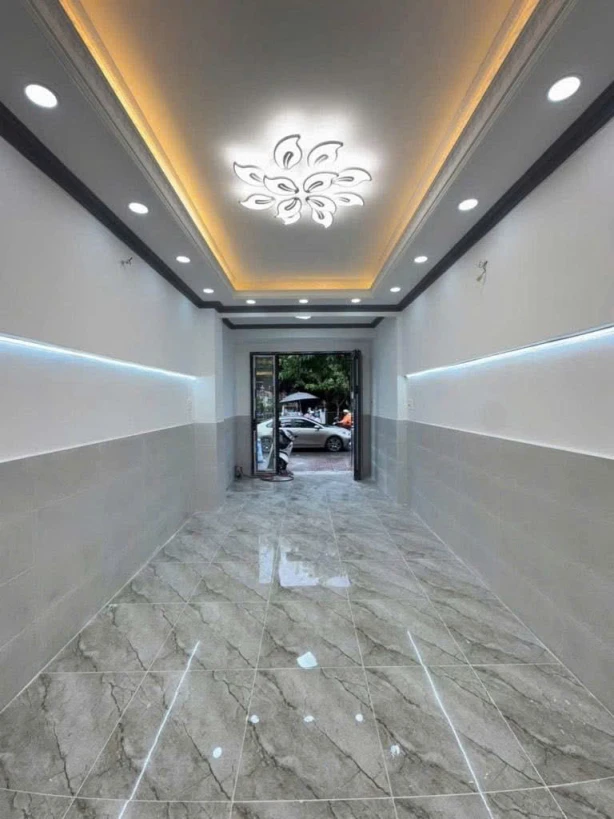 SIÊU PHẨM MÀ CÒN HIẾM VỪA KINH DOANH VÀ Ở CHỈ HƠN 8ĐỒNG