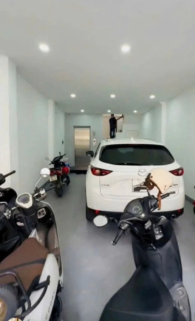 bán nhà Bồ Đề 60m, 6 tầng thang máy, ngõ ô tô, sát phố cổ