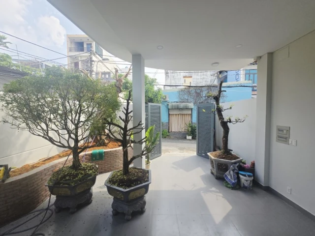 Bán nhà đường số 19, Linh Chiểu, Thủ Đức, TP HCM. DT - 127m2, 3 tầng, 13.1 tỷ