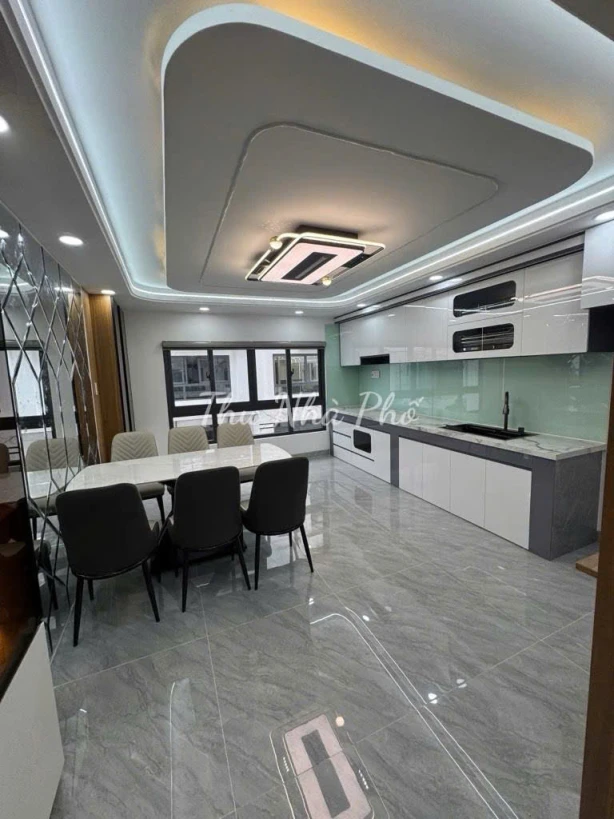 NHÀ ĐẸP KHU PHÂN LÔ - KINH DƯƠNG VƯƠNG - 5 TẦNG- XE HƠI NẰM NHÀ - GIÁ CHỈ 7.9 TỶ