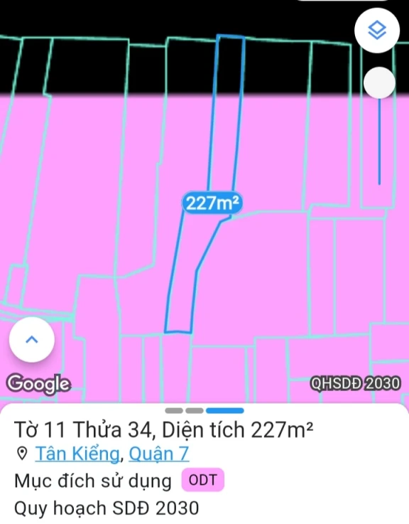 Nhà mặt tiền ven sông trần xuân soạn quận 7 tp hcm.